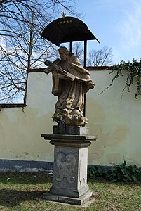 Statue des hl. Johannes von Nepomuk