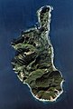 口之島（トカラ列島十島村）付近の空中写真（2009年撮影）
