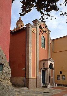 La chiesa parrocchiale di San Mauro nella frazione di Mortola Inferiore