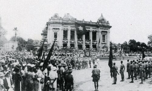 A Viet Minh rally outside the Hanoi Opera House during the August Revolution, 1945.