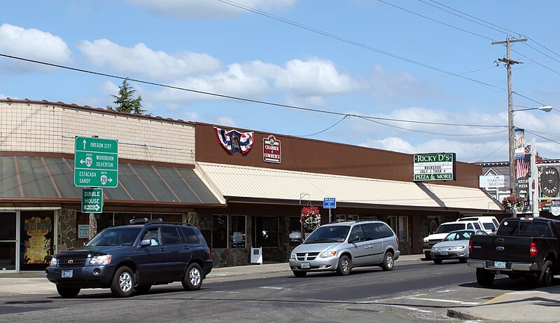 File:Main street in Molalla Oregon.jpg