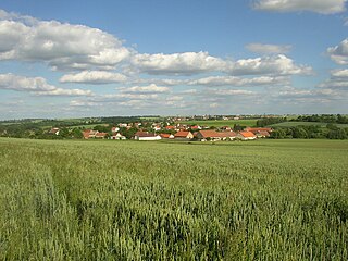 <span class="mw-page-title-main">Makotřasy</span> Municipality in Central Bohemian, Czech Republic