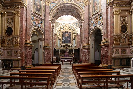 Interior of the church Malta - Mdina - Triq Villegaignon - Carmelite Church in 01 ies.jpg