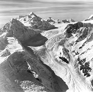 <span class="mw-page-title-main">Mount Quincy Adams (Fairweather Range)</span> Mountain in Alaska, U.S. and British Columbia, Canada