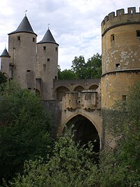 Metz: Geografia fisica, Origini del nome, Storia