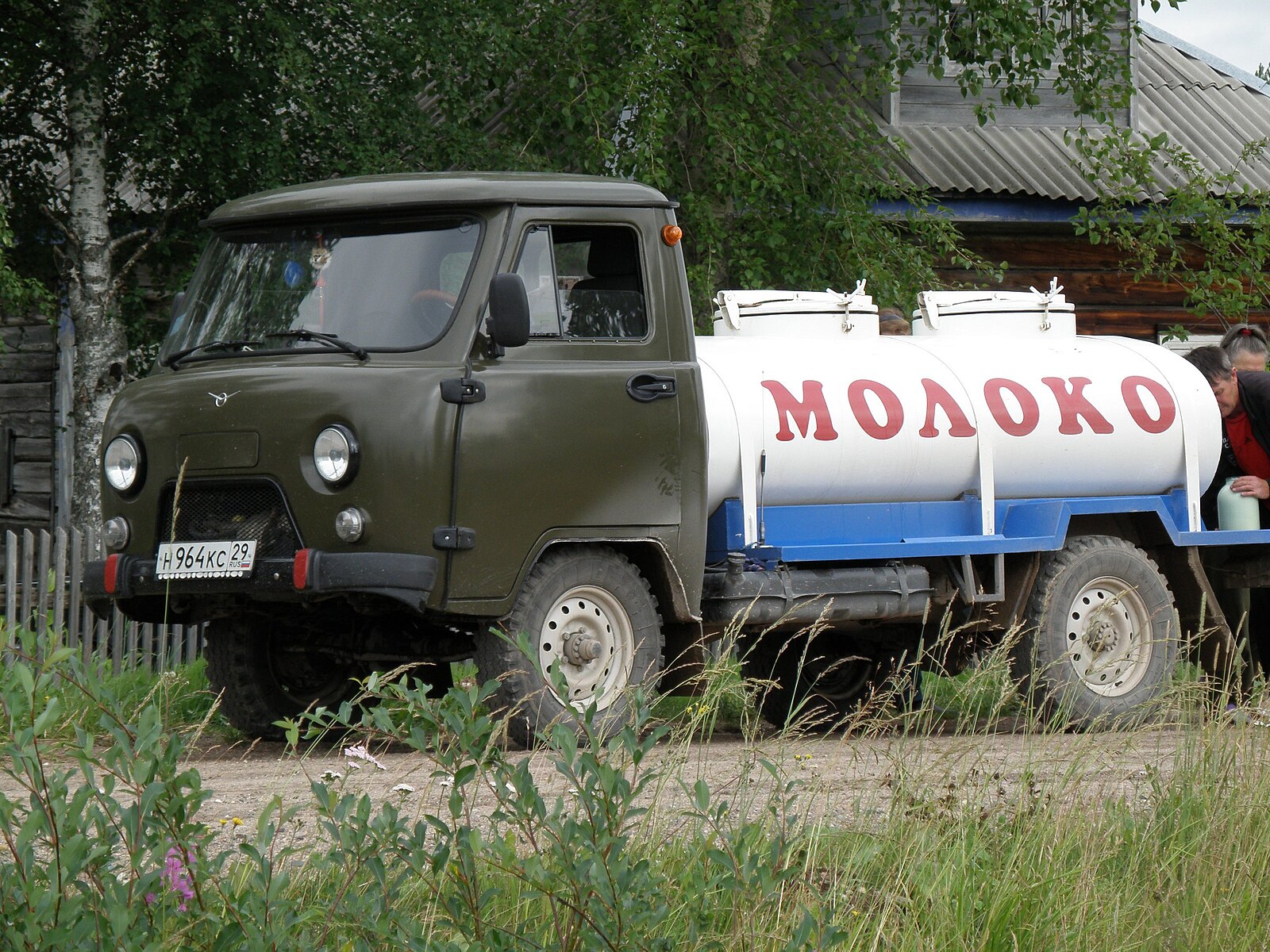 Уаз молоковоз фото