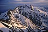 唐松岳の山頂から望む南側の五竜岳（1996年5月3日撮影）