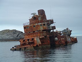 Murmansk cruiser shipwreck.jpg