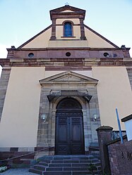 Façade occidentale avec le portail d'entrée