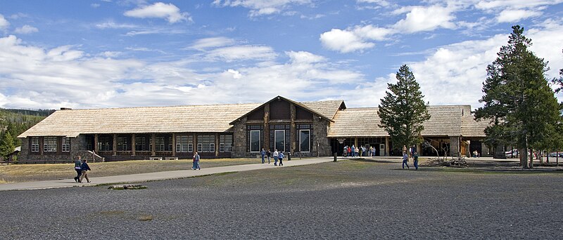 File:Old Faithful Lodge Yellowstone NP2.jpg