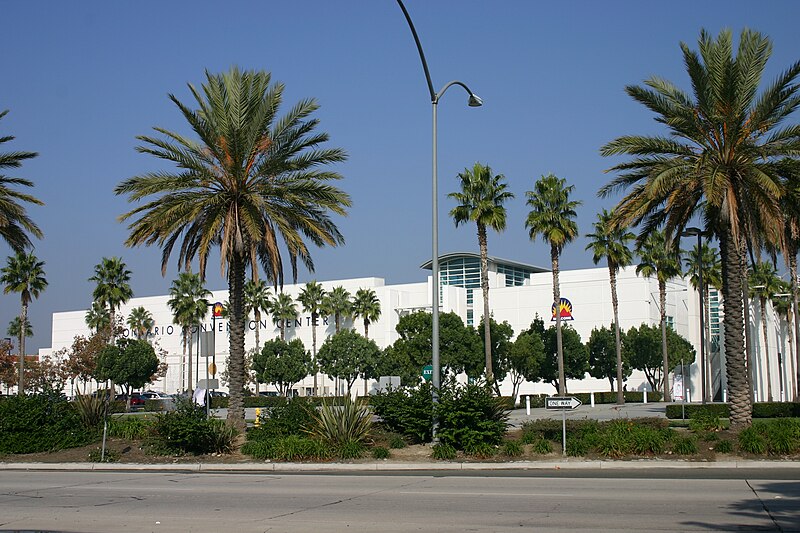 File:Ontario Convention Centre.jpg