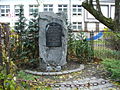 Monument érigé en 1998