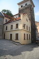 Čeština: Celkový pohled na kulturní památku Kostelní 25 v Lokti, okr. Sokolov. English: Overview of cultural monument Kostelní 25 in Loket, Sokolov District.