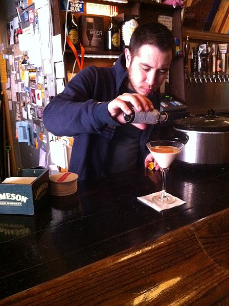 File:Pacific Standard owner preparing Santorum cocktail drink 07.JPG