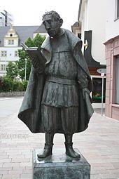 Statue von Heinrich Gerhard Bücker in Paderborn (Quelle: Wikimedia)