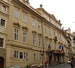 Palác_Morzinský_(Malá_Strana),_Praha_1,_Nerudova_5,_Malá_Strana.JPG