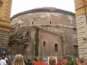 Pantheon von außen.JPG