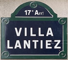 Voir la plaque.