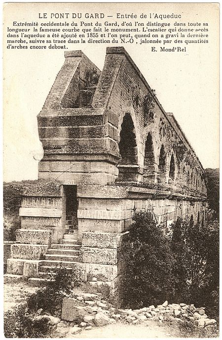 Fail:Pont-du-gard-mond-rel-1891.jpg