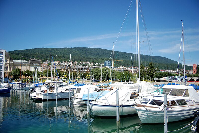 File:Port de Neuchâtel - panoramio.jpg