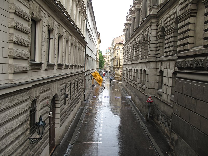 File:Povodně 2013, Praha (046).jpg