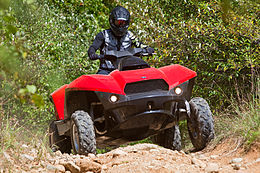 Quadski sur terre.jpg