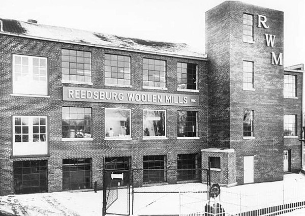 Reedsburg Woolen Mill in 1921.