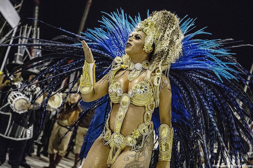 File:Carnival in Rio de Janeiro.jpg - Wikimedia Commons