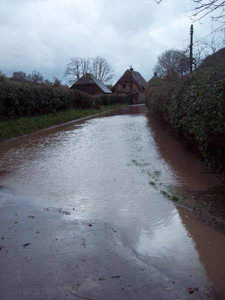 File:Road in Stoke Farthing - geograph.org.uk - 301349.jpg