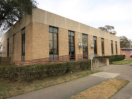 Rosenberg TX Post Office.jpg
