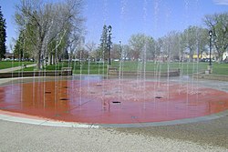 Rotary Centennial Fountain - panoramio.jpg