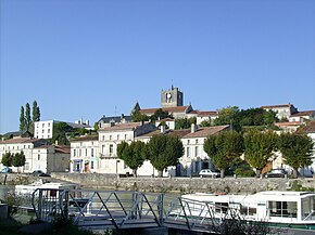 Saint-Savinien.jpg