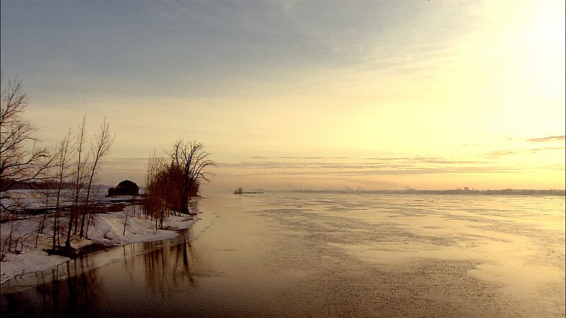 File:Saint Lawrence River in Winter, Québec.jpg