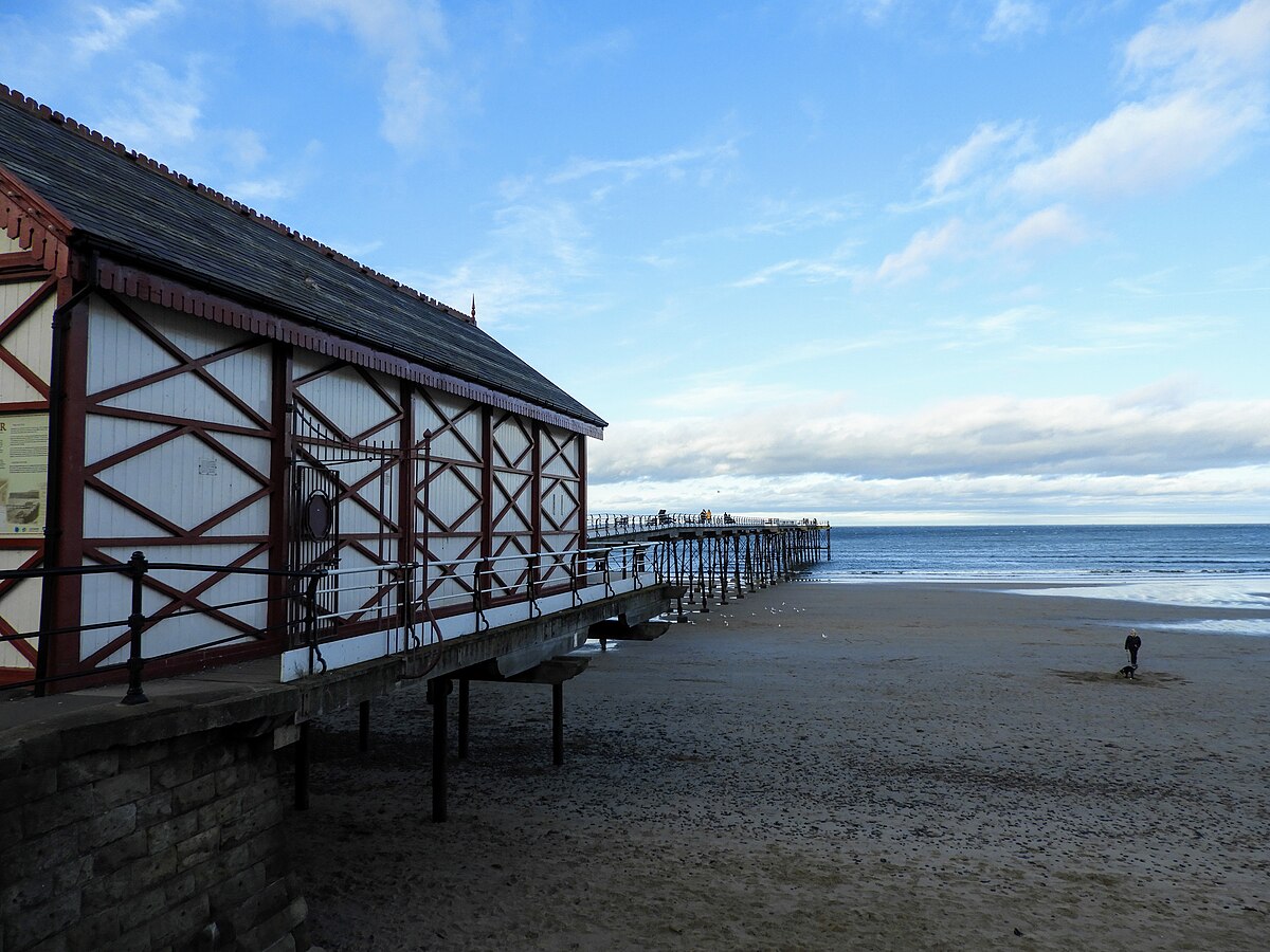 Saltburn bath scene