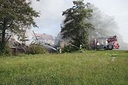 Scheunenbrand in Petersberg im September 2016, Feiuerwehreinsatz mehrerer Wehren inklusie der Feuerwehr Fulda und des Katastrophenschutzzuges.