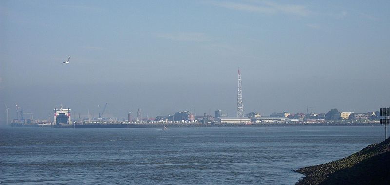 File:Seeseite-Cuxhaven.jpg