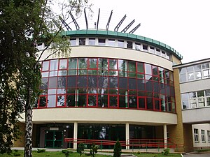 Skola Semjatičē