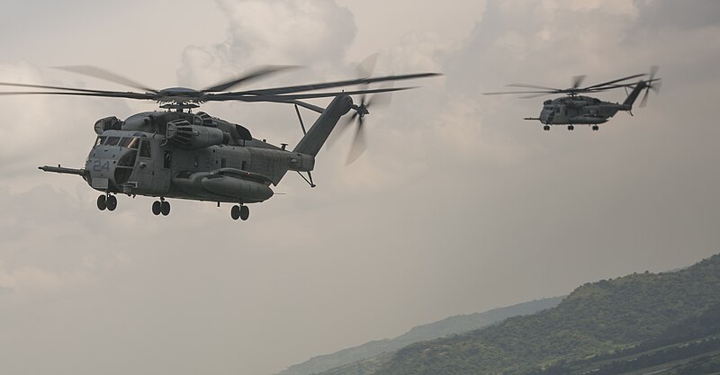 File:Sikorsky CH-53E (USMC) (15271017229).jpg