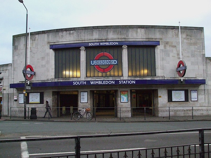 File:South Wimbledon stn entrance.JPG