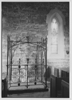 File:St. Mary's Episcopal Church, Castleton and Davis Ave., West New Brighton, Staten Island. LOC gsc.5a15736.tif