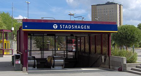 Stadshagens tunnelbanestation, ingång