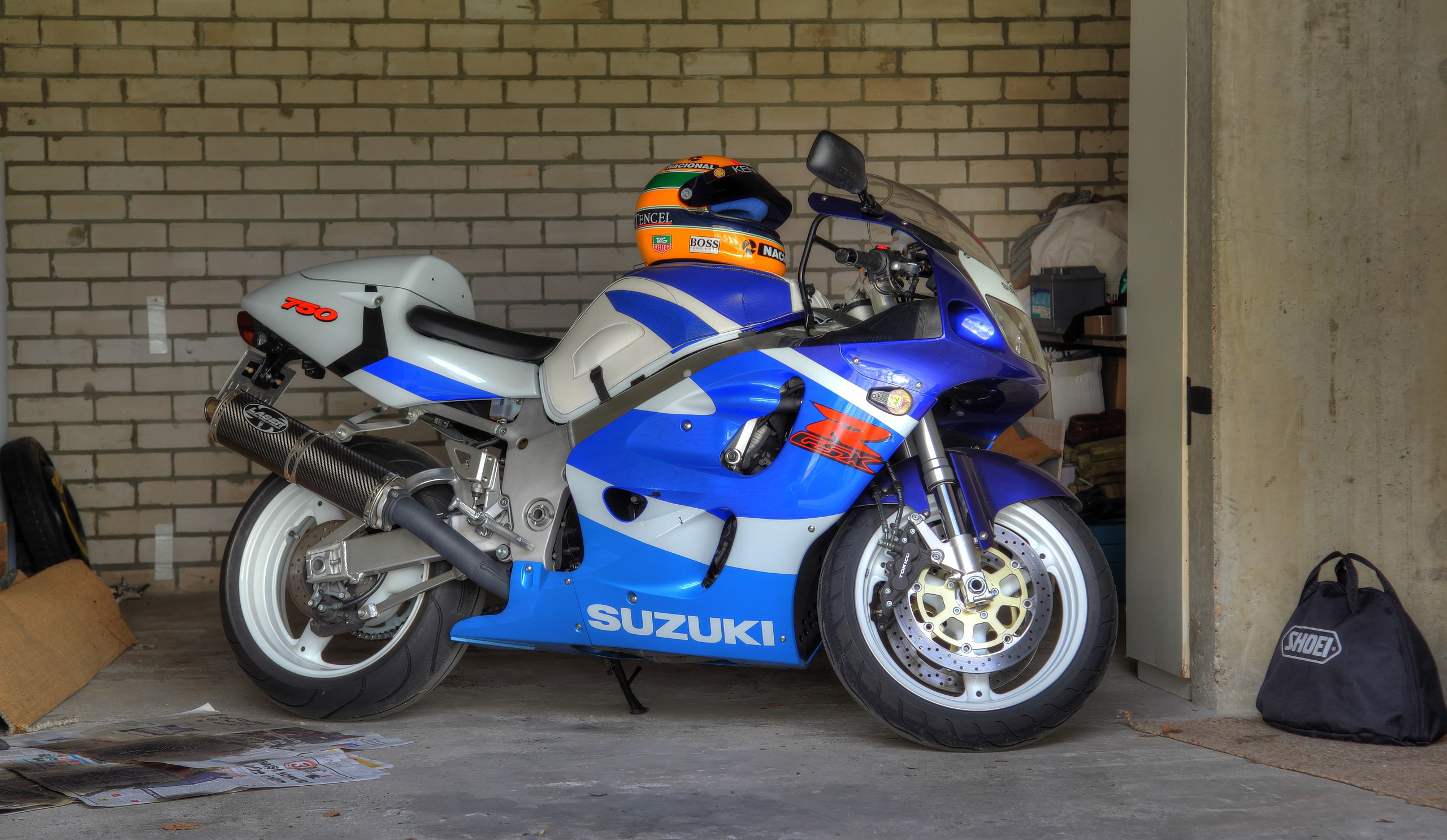 Miserable canto Excluir File:Suzuki GSXR 750 SRAD 1999.jpg - Wikimedia Commons