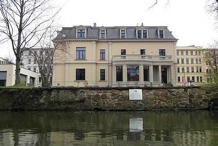 T00 035 Baedekervilla