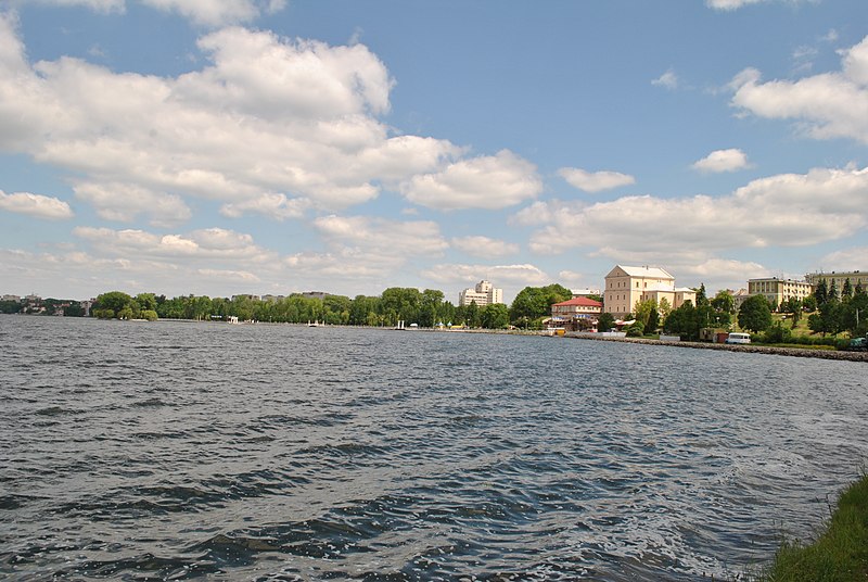 File:Ternopil-stav-15057877.jpg