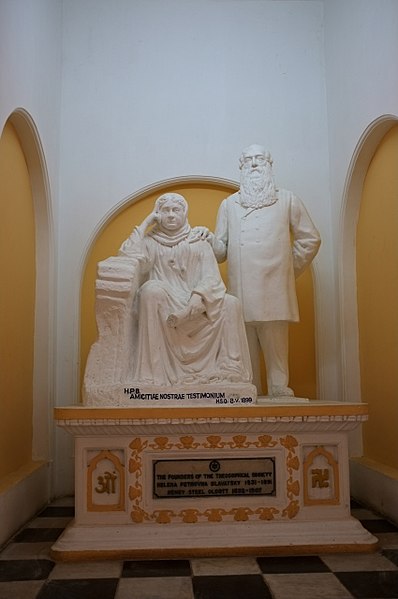 Statue of Blavatsky and Olcott at Adyar