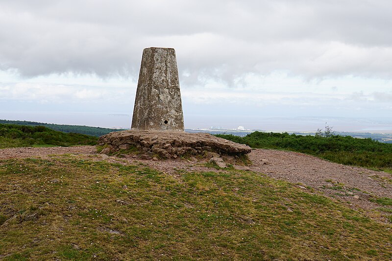 File:Trig point on Wills Neck - geograph.org.uk - 5443552.jpg