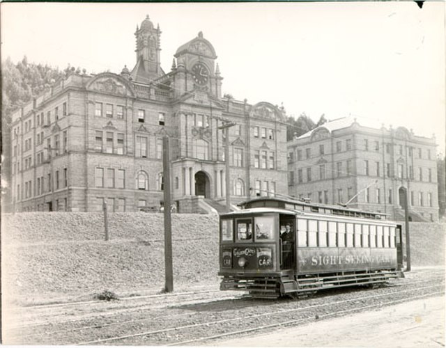The Affiliated Colleges buildings in 1908, with the streetcar that used to run on Parnassus