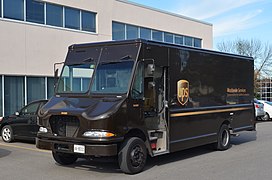 سيارة نقل الطرود خاصة بشركة يو بس إس في أونتاريو.