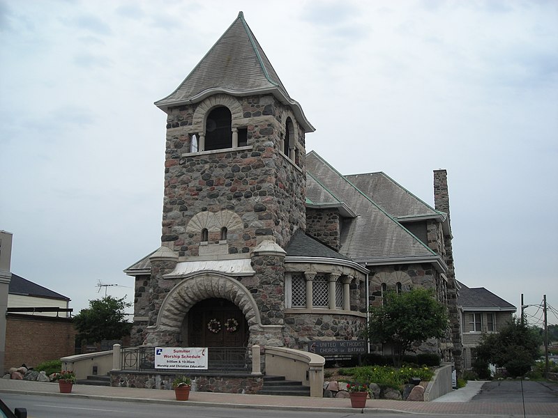 File:United Methodist Church of Batavia (Batavia, IL) 01.JPG