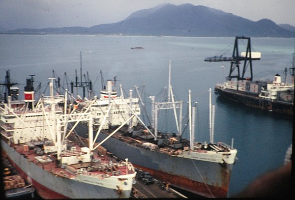 Pier 3 and 4 in operation, September 1969